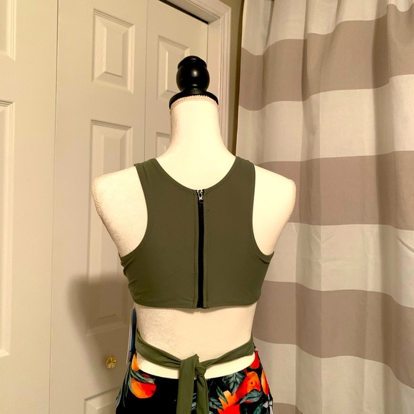 Cupshe green and black one piece bathing suit - Picture 5 of 5